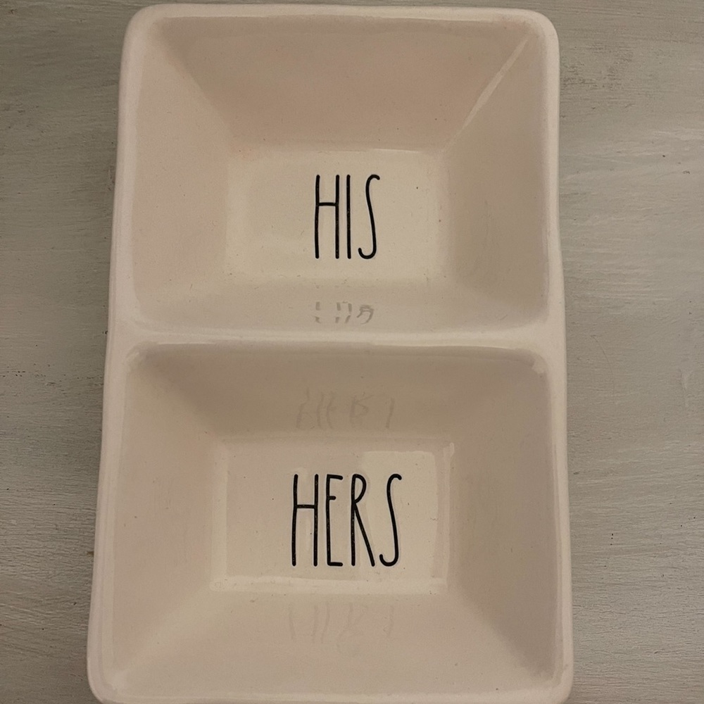 His/her Rae Dunn Tray